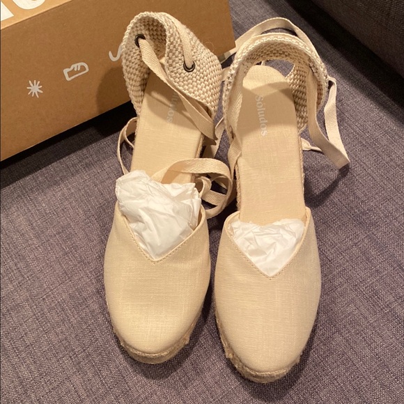 NWT Soludos Cream Espadrille Wedges with Ankle Strap - Picture 1 of 5